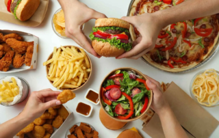 Οι κρυφοί κίνδυνοι των επεξεργασμένων τροφίμων: Τι υπάρχει πραγματικά στο πιάτο σας;