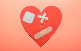 Σύνδρομο Ραγισμένης Καρδιάς στις Γυναίκες: Στρες, Καρδιά & Διατροφή